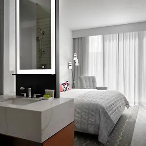 **** Hotel Le Meridien Downtown United States
